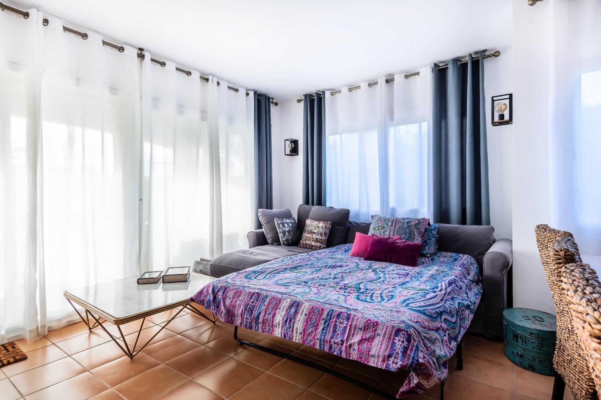 Fabulosa Adelfas : Entre Mar Y Montanas Ferienhaus